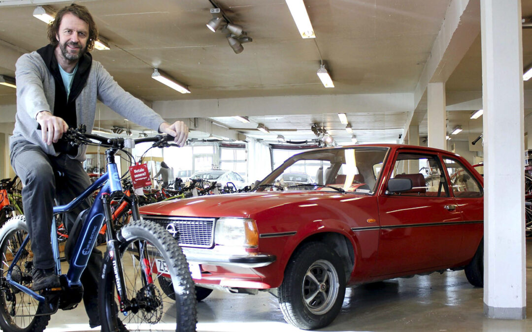 Medieomtale – Hos Per kan du bytte bilen i en elsykkel